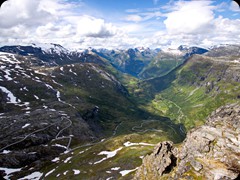 Blick auf Geiranger von Dalsnippa
