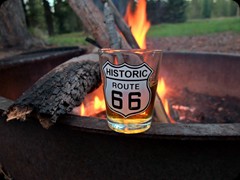 Abends am Lagerfeuer